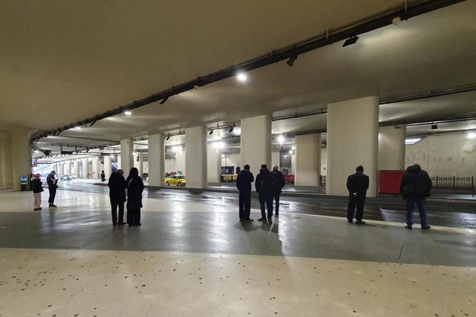 Остановка под мостом на Таксим